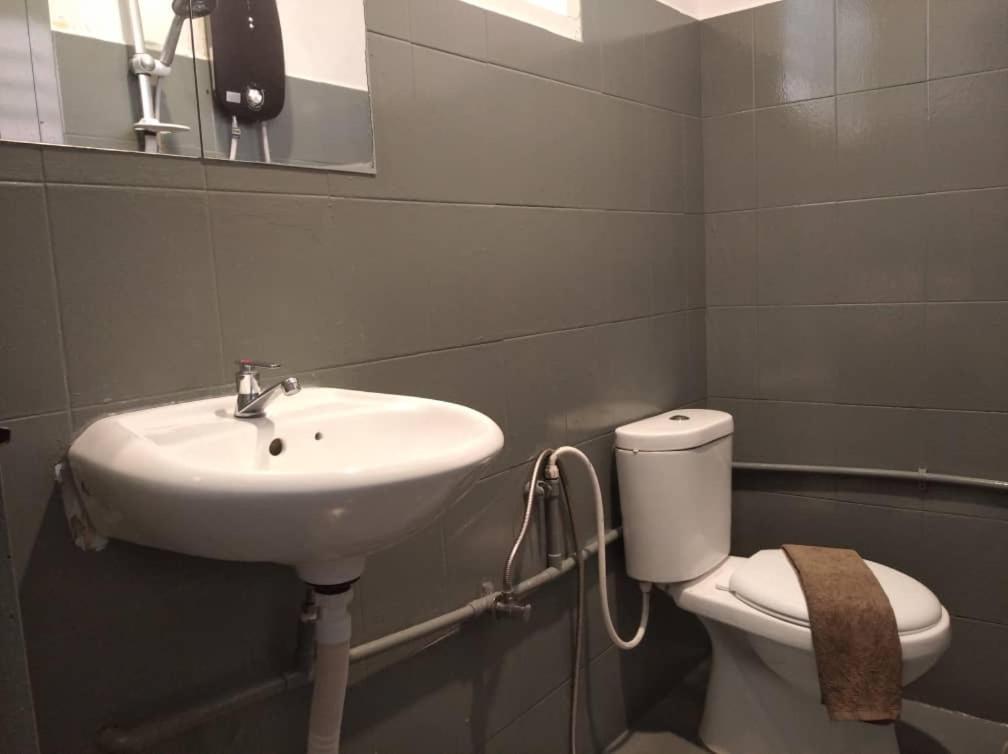Vagary Pangkor Hotel Pekan Pangkor Ngoại thất bức ảnh